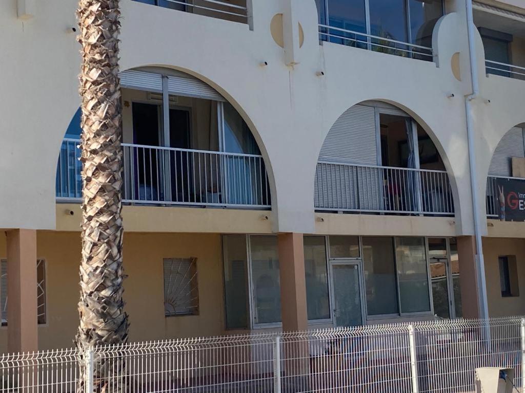 Magnifique Appart Marina Proche Plage Avec Parking Sète Esterno foto